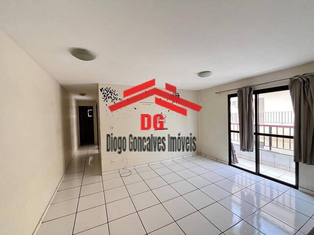 #54 - Apartamento para Venda em São Pedro da Aldeia - RJ