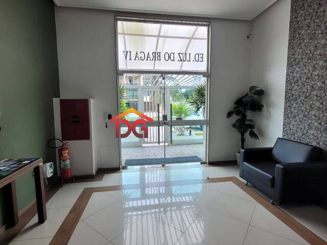 #70 - Apartamento para Venda em Cabo Frio - RJ