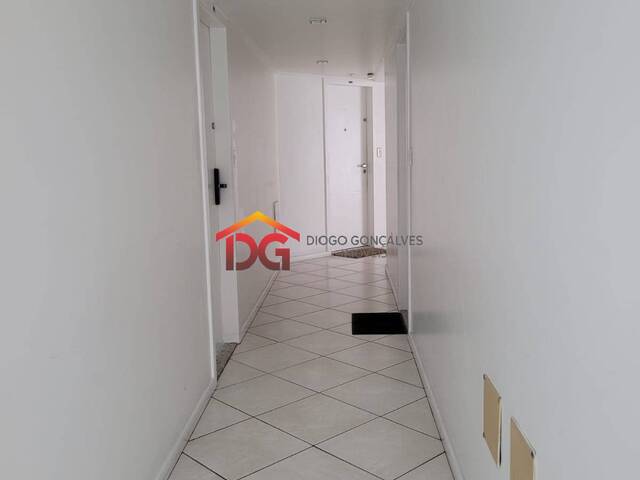 Apartamento para Venda em Cabo Frio - 5