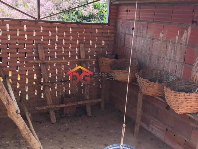 #74 - Chácara para Venda em Senhora de Oliveira - MG