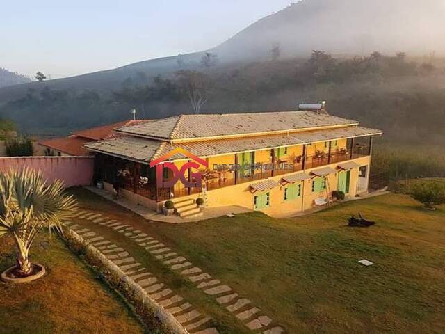 #74 - Chácara para Venda em Senhora de Oliveira - MG