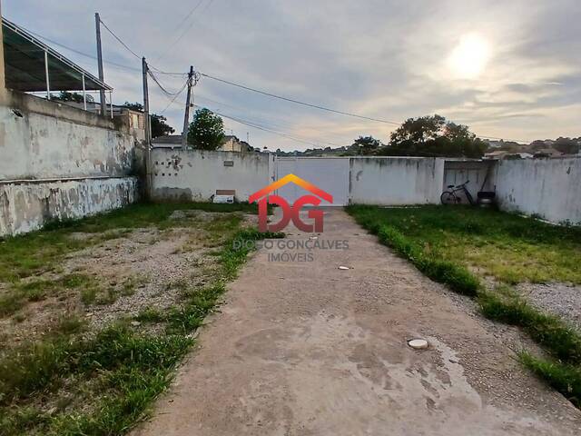 Apartamento para Venda em São Pedro da Aldeia - 2