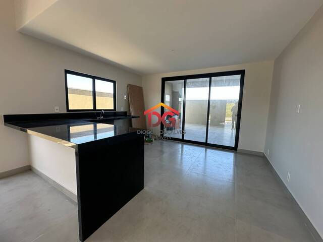 #151 - Casa para Venda em São Pedro da Aldeia - RJ