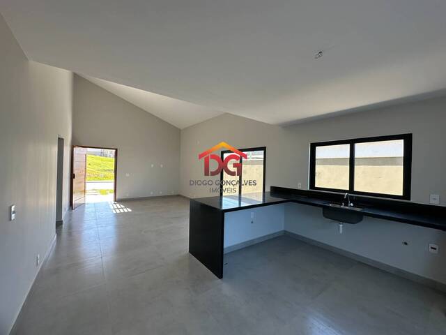 Casa para Venda em São Pedro da Aldeia - 4