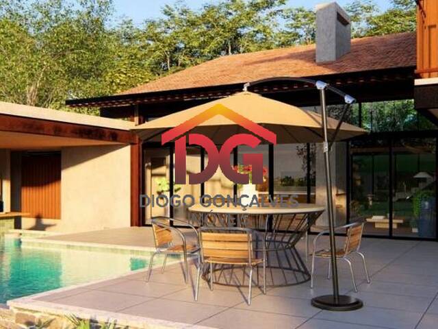 Casa para Venda em Petrópolis - 2