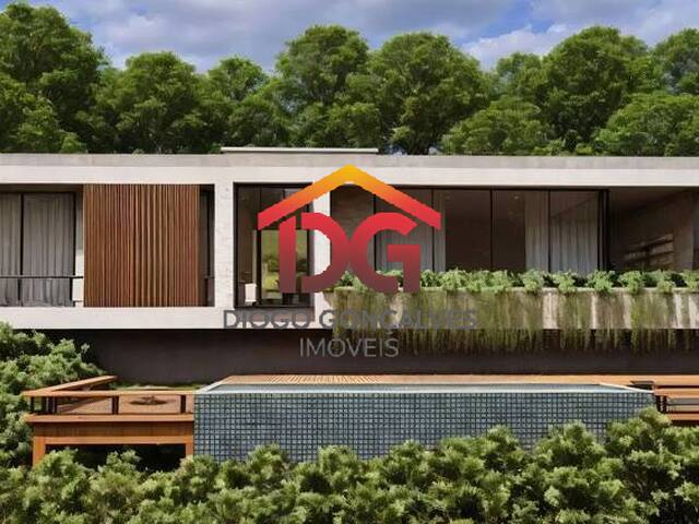 Casa para Venda em Petrópolis - 4
