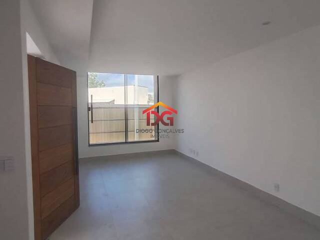 Casa para Venda em São Pedro da Aldeia - 2